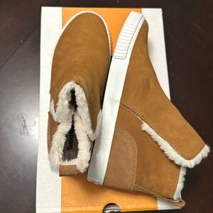 WOMEN’S TIMBERLAND SKYLA BAY PULL ON BOOT